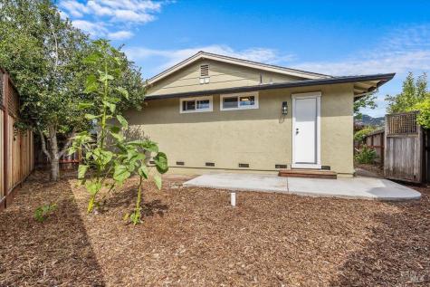 4336 Leafwood Circle W Santa Rosa CA 95405
