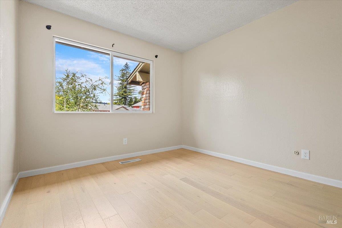 4336 Leafwood Circle W Santa Rosa CA 95405