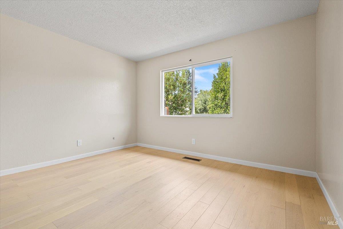 4336 Leafwood Circle W Santa Rosa CA 95405