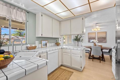 4336 Leafwood Circle W Santa Rosa CA 95405
