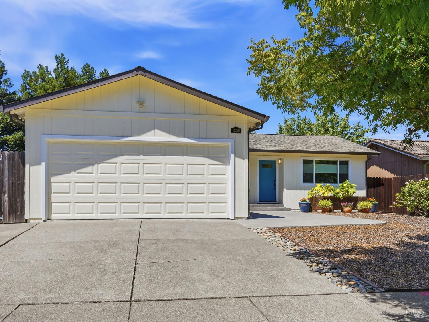 1309 Lombardi Lane Santa Rosa CA 95407