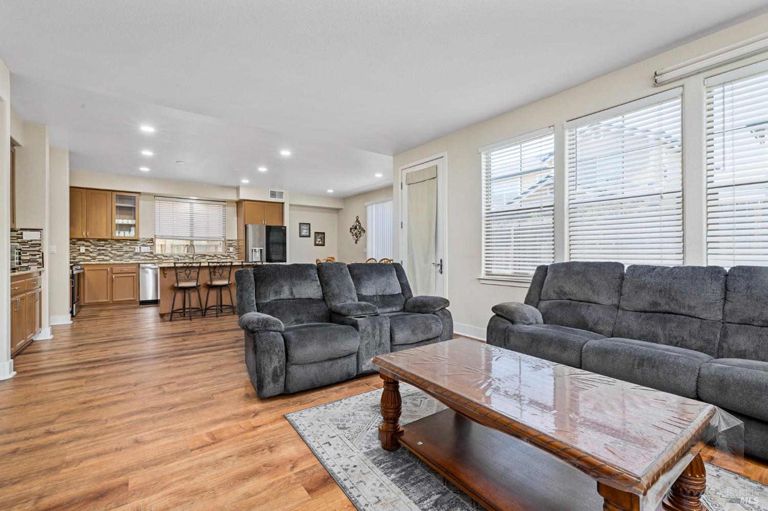 1461-1463 Trombetta Street Santa Rosa CA 95407