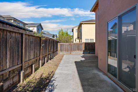 1461-1463 Trombetta Street Santa Rosa CA 95407