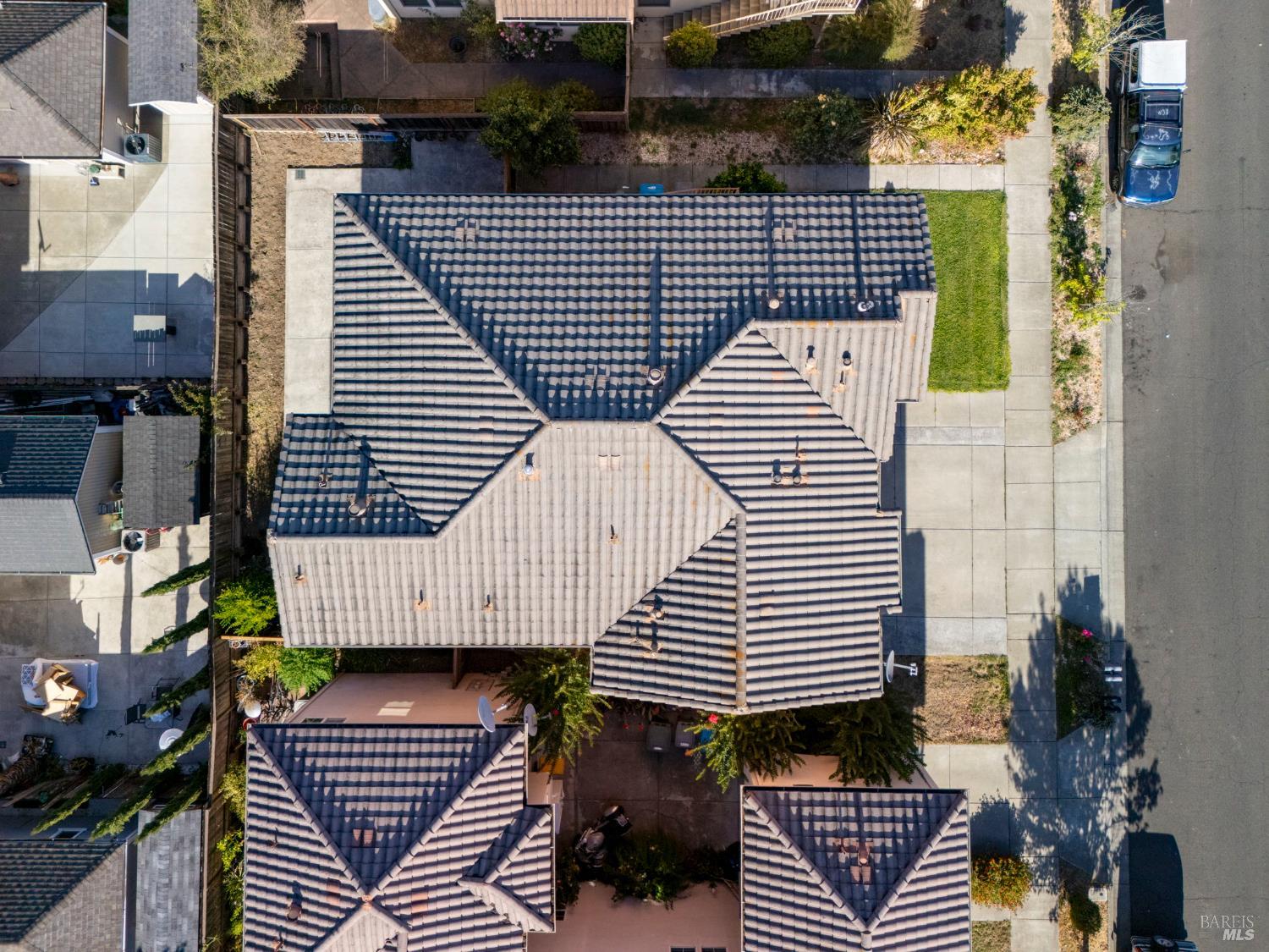 1461-1463 Trombetta Street Santa Rosa CA 95407
