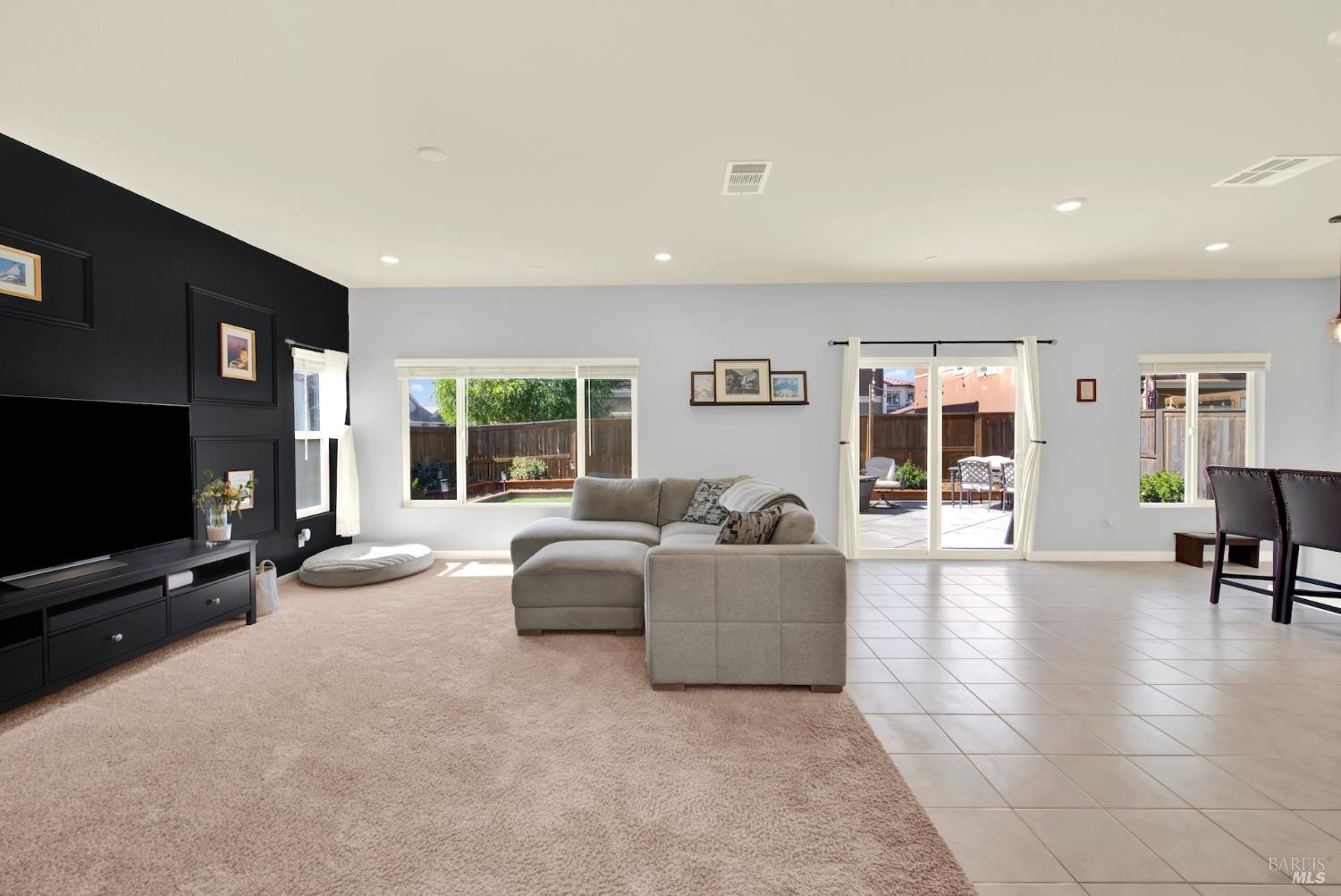 1100 Wesleyan Court Dixon CA 95620