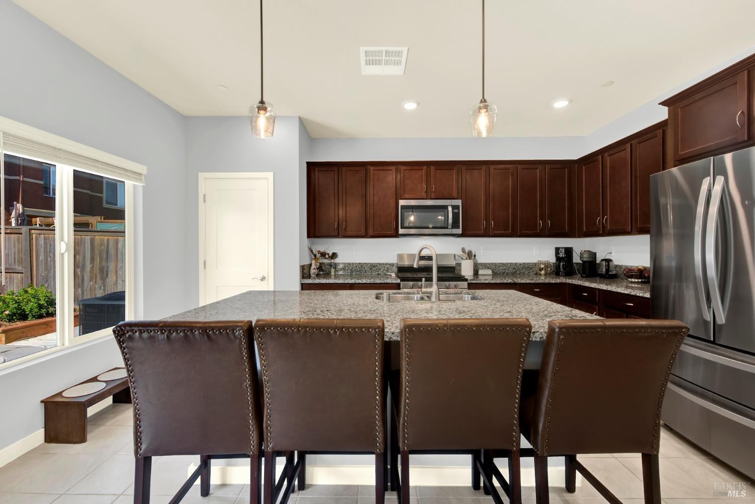 1100 Wesleyan Court Dixon CA 95620