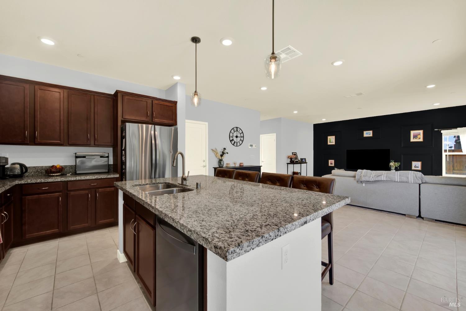 1100 Wesleyan Court Dixon CA 95620