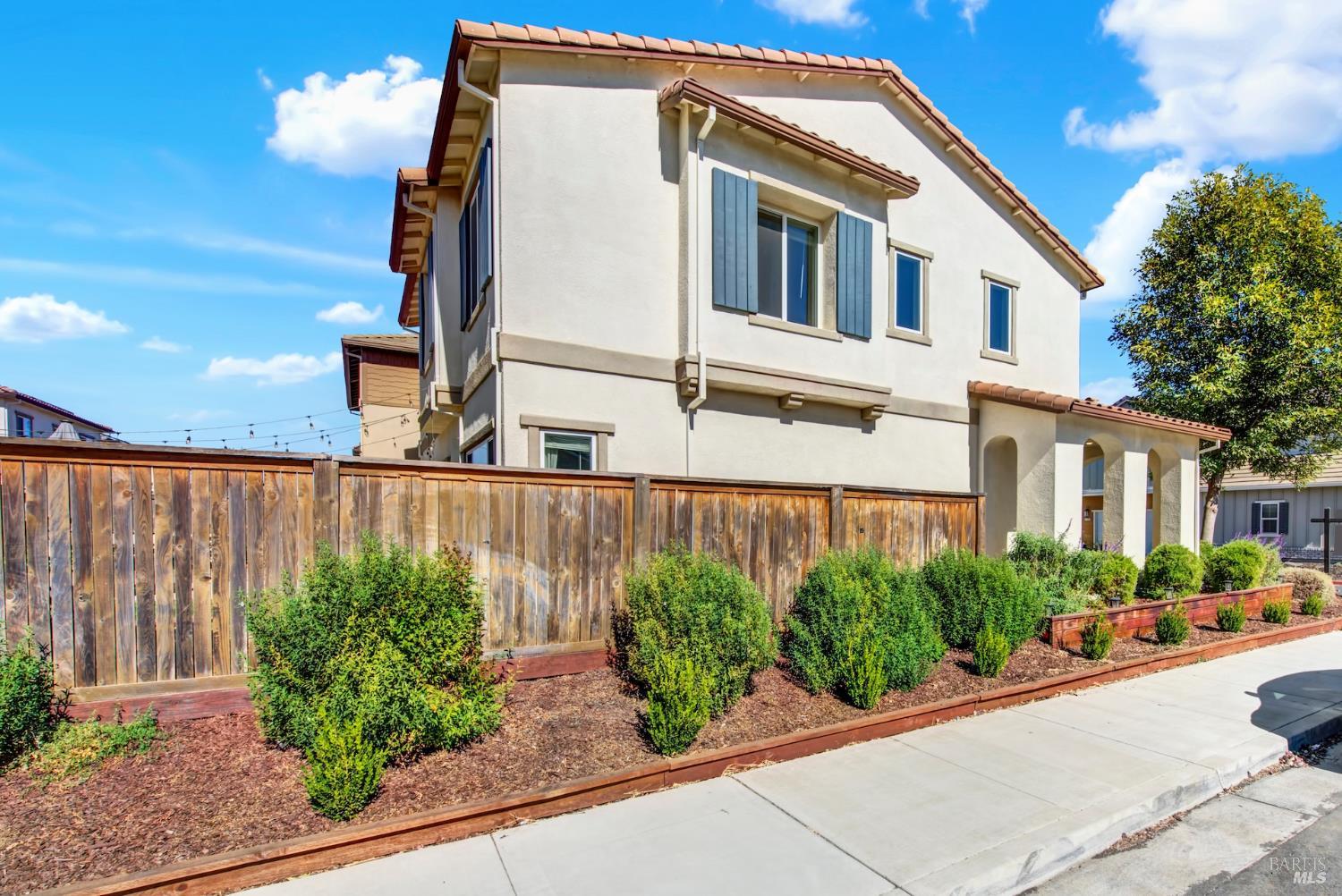 1100 Wesleyan Court Dixon CA 95620
