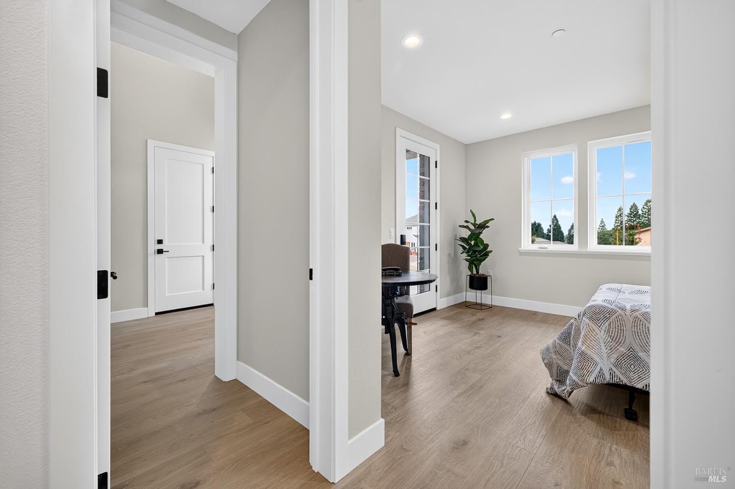 1925 Carlile Place Santa Rosa CA 95403