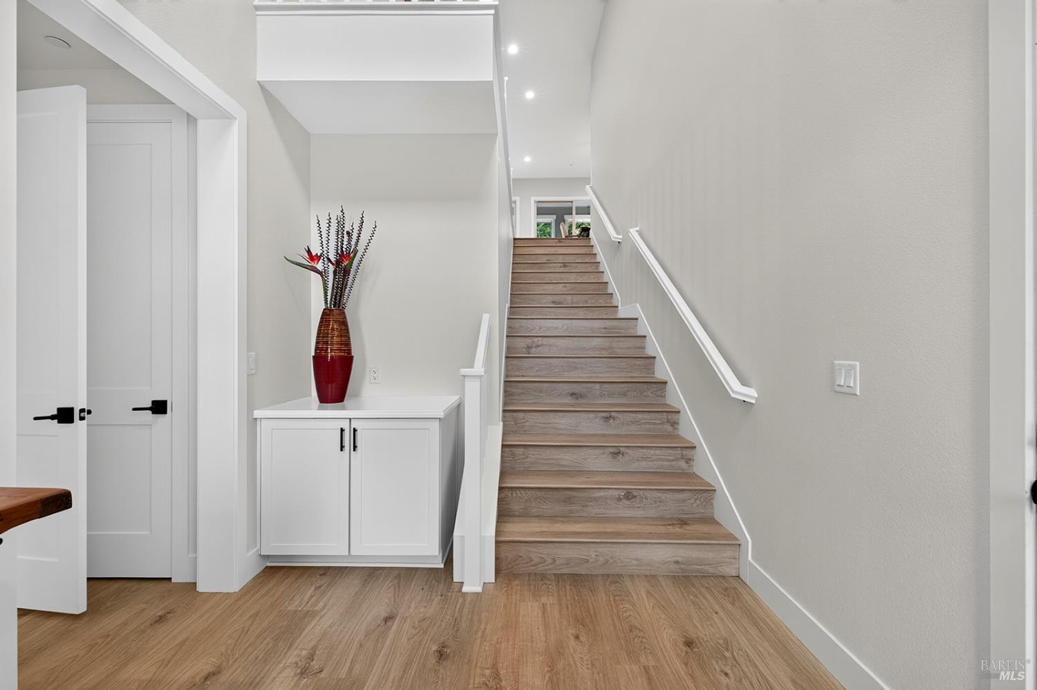 1925 Carlile Place Santa Rosa CA 95403