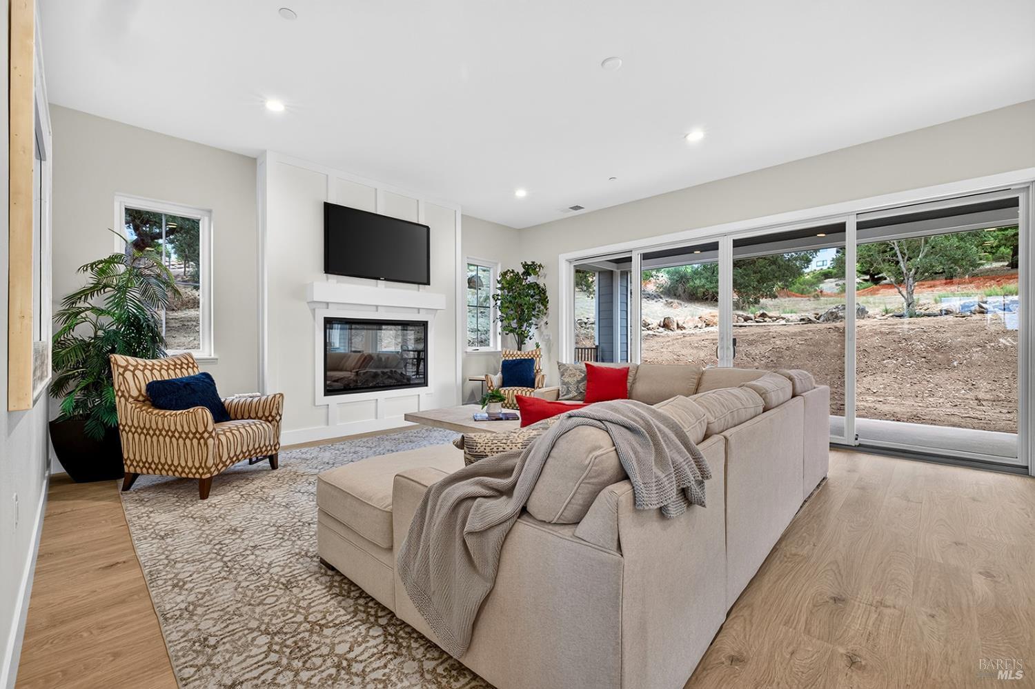 1925 Carlile Place Santa Rosa CA 95403