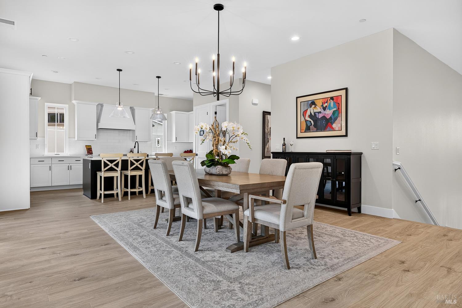 1925 Carlile Place Santa Rosa CA 95403