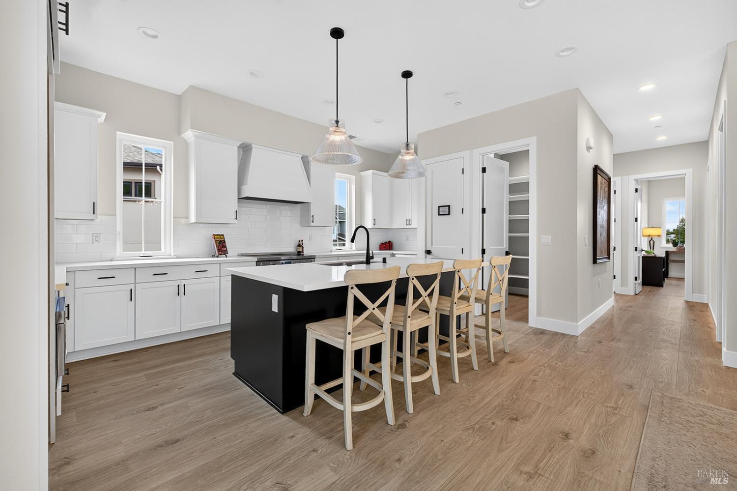 1925 Carlile Place Santa Rosa CA 95403