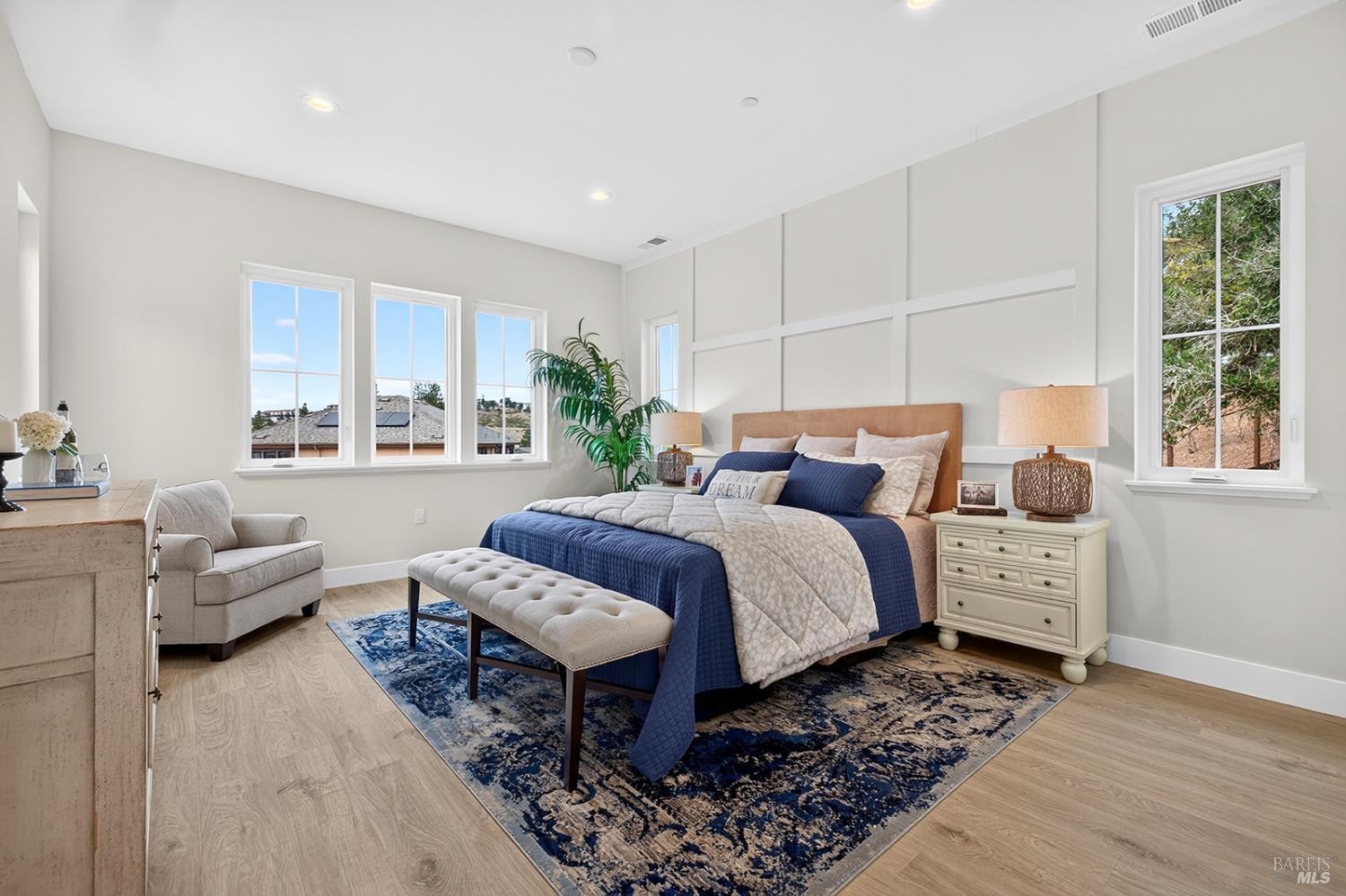 1925 Carlile Place Santa Rosa CA 95403