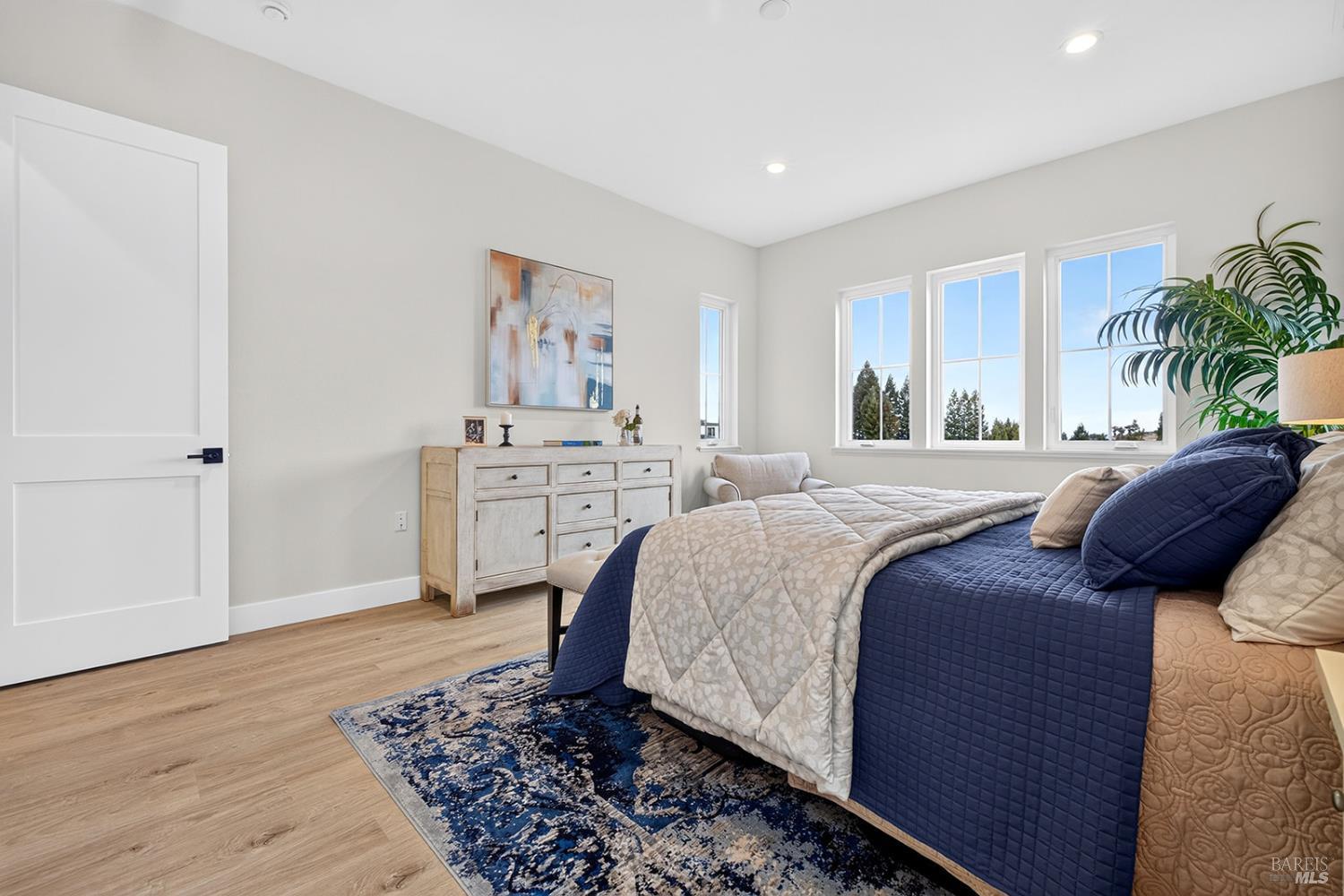1925 Carlile Place Santa Rosa CA 95403