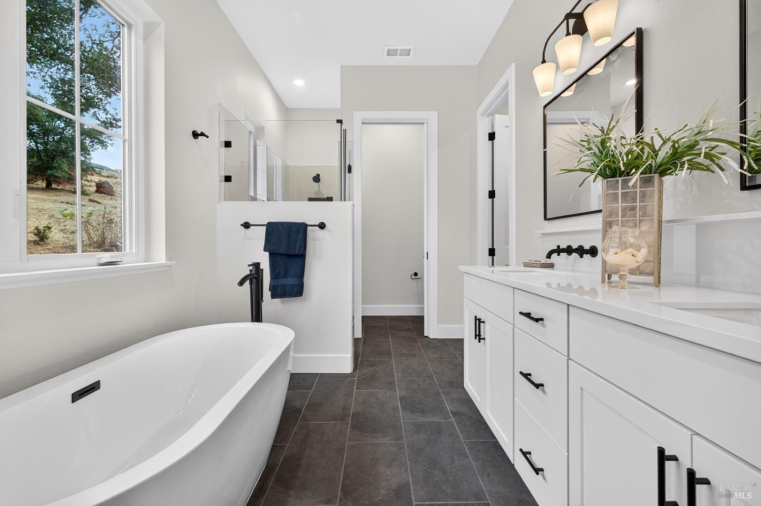 1925 Carlile Place Santa Rosa CA 95403