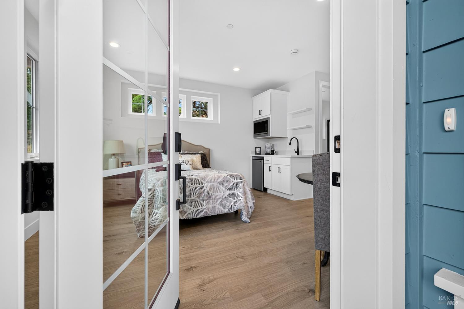1925 Carlile Place Santa Rosa CA 95403