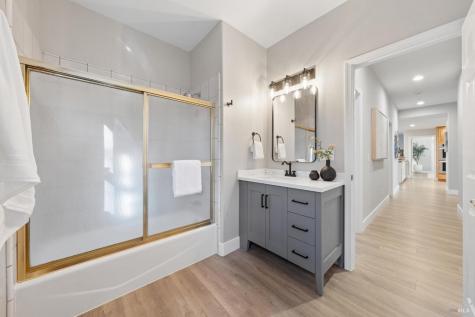 34 Meyers Court Novato CA 94947