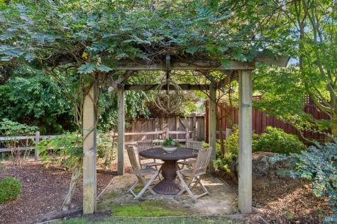 34 Meyers Court Novato CA 94947