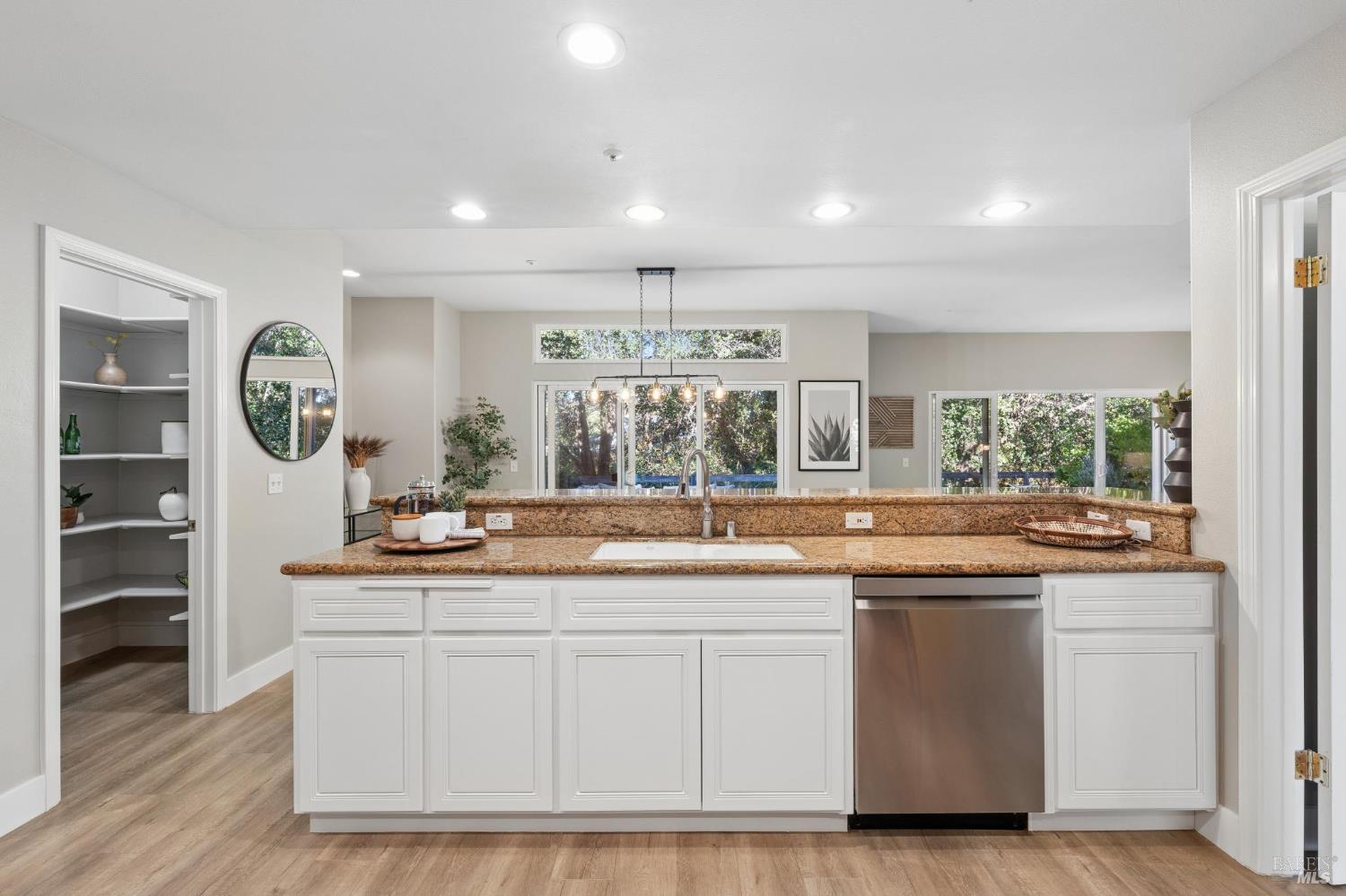34 Meyers Court Novato CA 94947