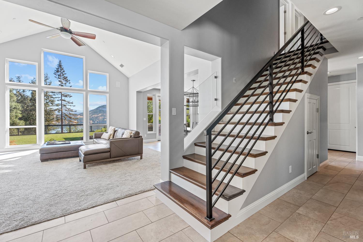 4561 Lake Ridge Road Ukiah CA 95482