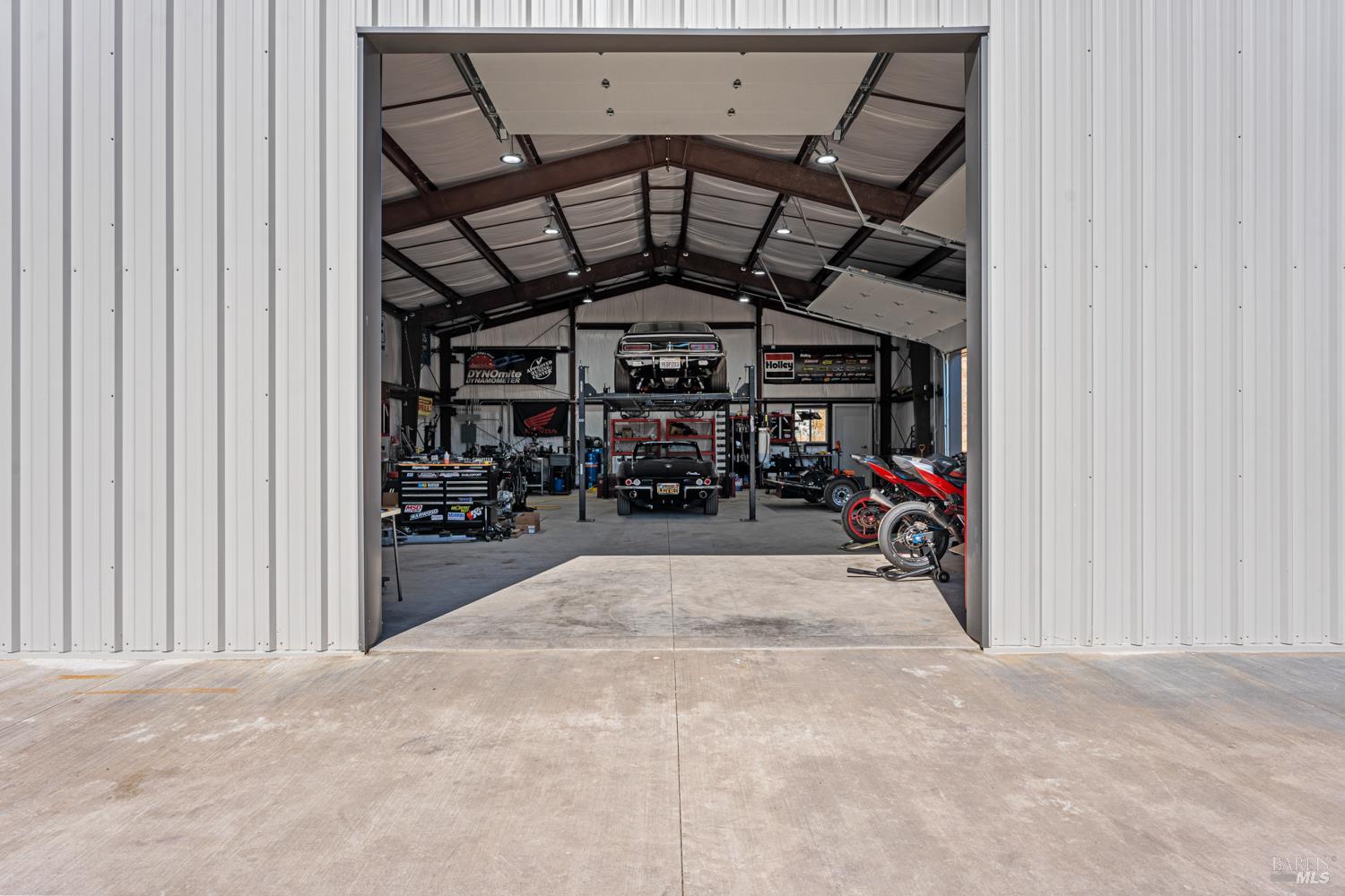 4561 Lake Ridge Road Ukiah CA 95482
