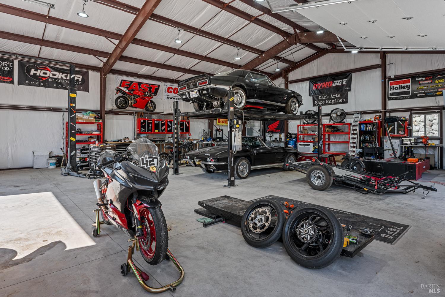 4561 Lake Ridge Road Ukiah CA 95482
