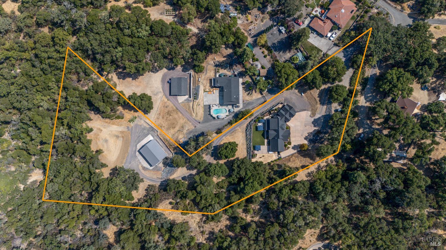 4561 Lake Ridge Road Ukiah CA 95482