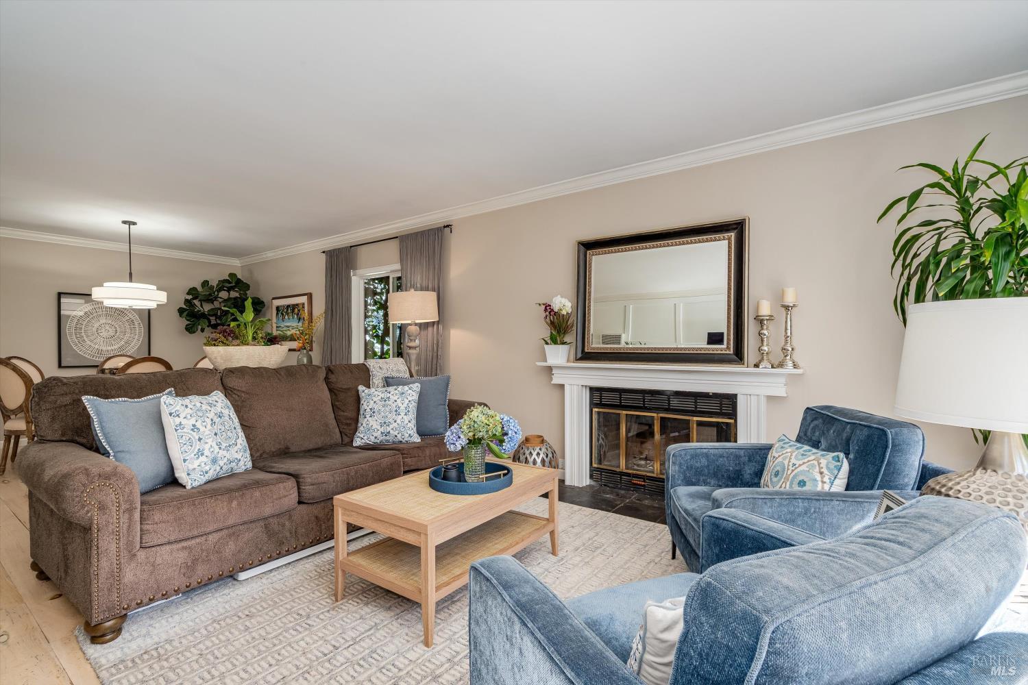 1054 Olive Hill Lane Napa CA 94558