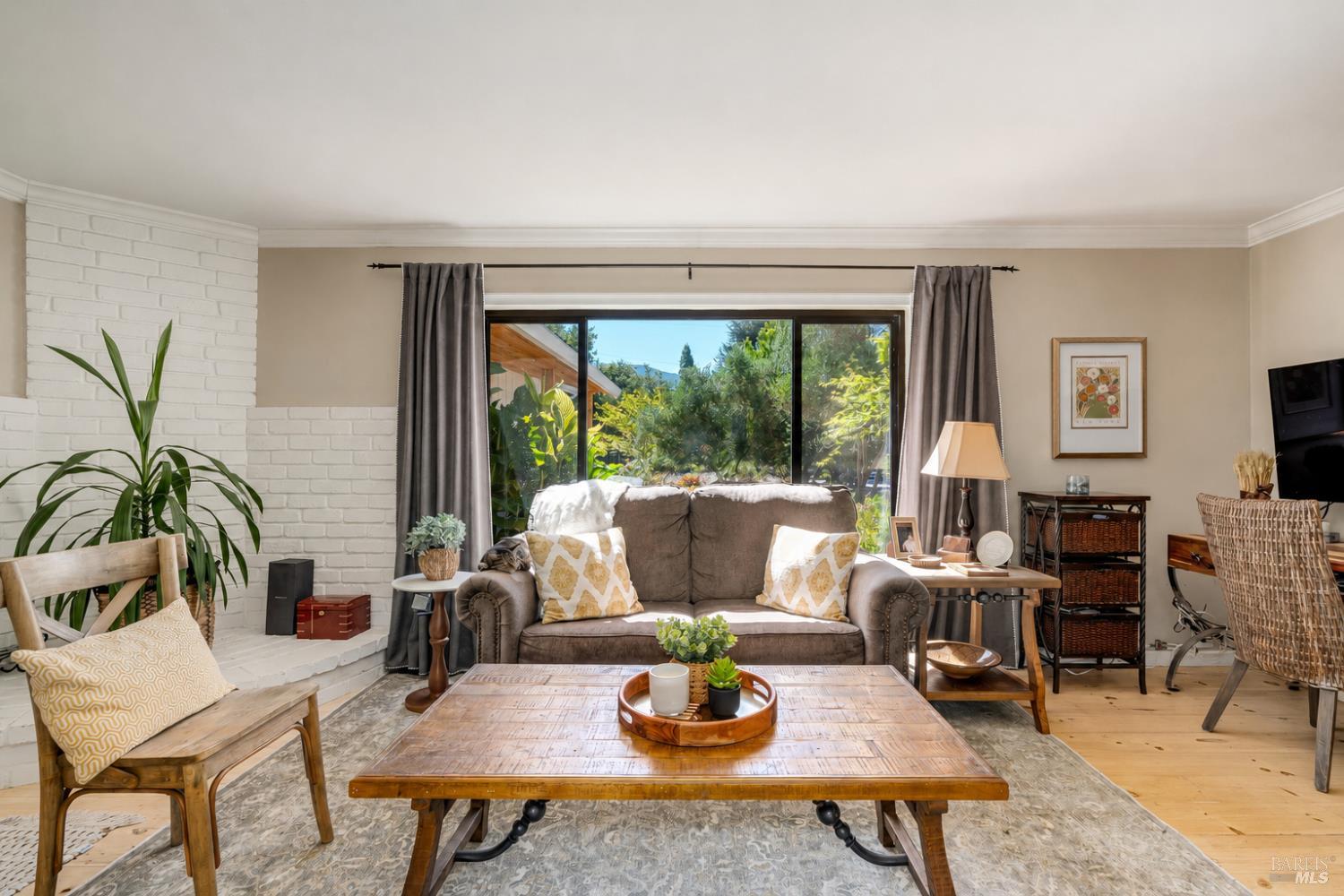1054 Olive Hill Lane Napa CA 94558