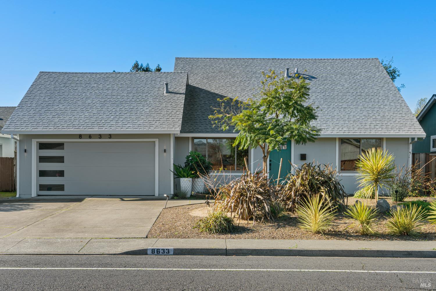 8633 Lancaster Drive Rohnert Park CA 94928