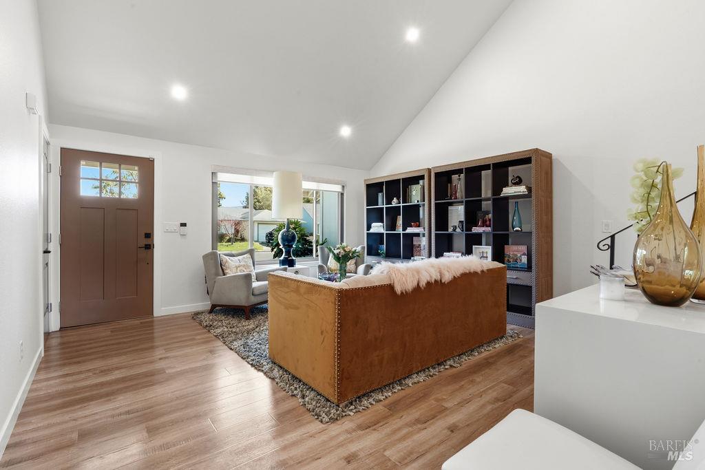 8633 Lancaster Drive Rohnert Park CA 94928