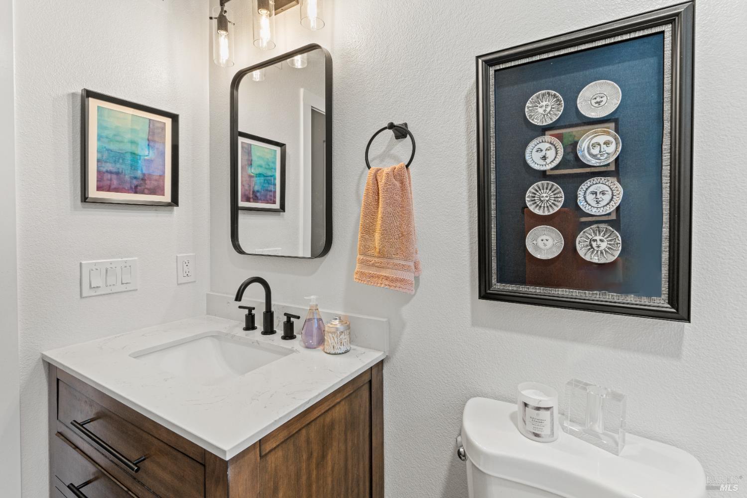 8633 Lancaster Drive Rohnert Park CA 94928