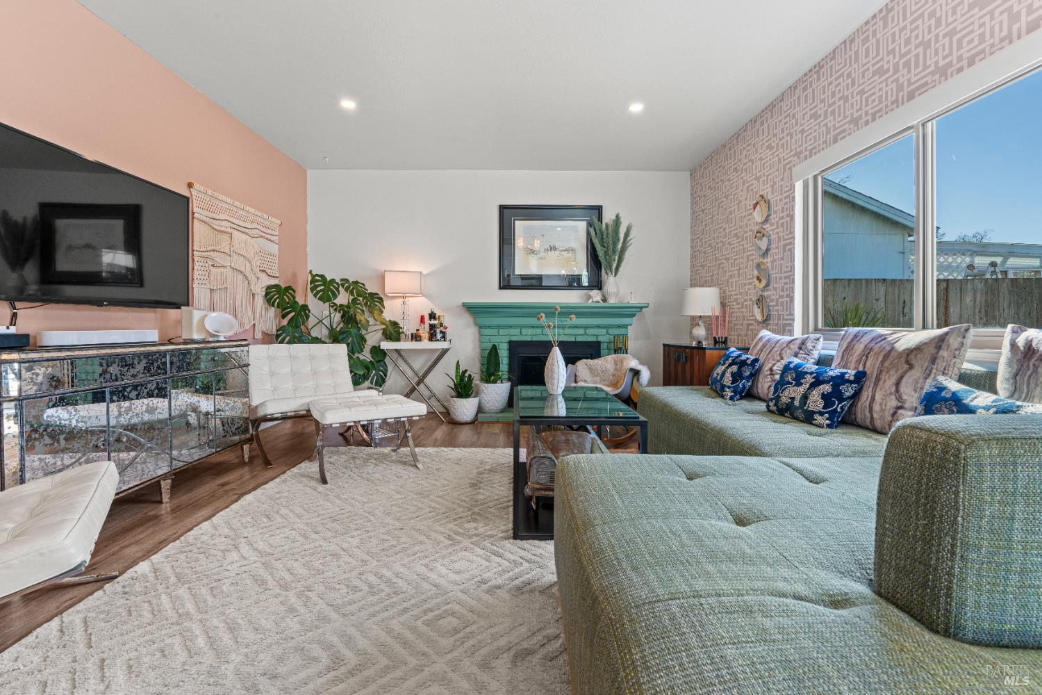 8633 Lancaster Drive Rohnert Park CA 94928