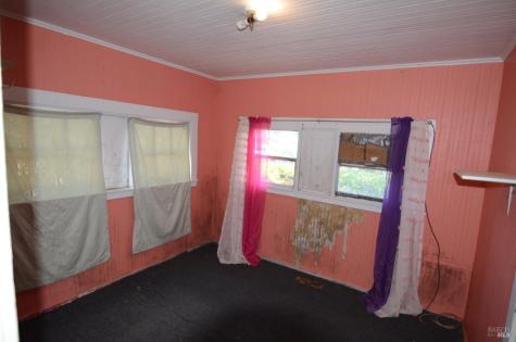 21 Lakeville Street Petaluma CA 94952