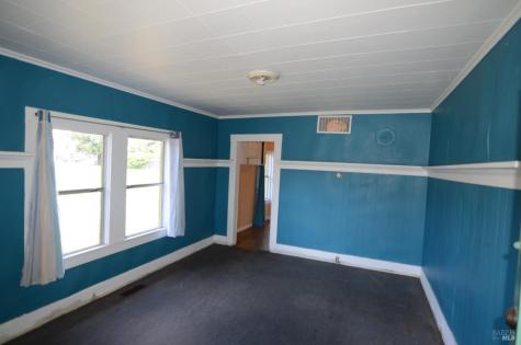 21 Lakeville Street Petaluma CA 94952