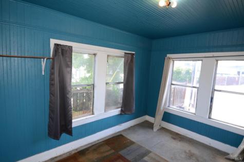 21 Lakeville Street Petaluma CA 94952