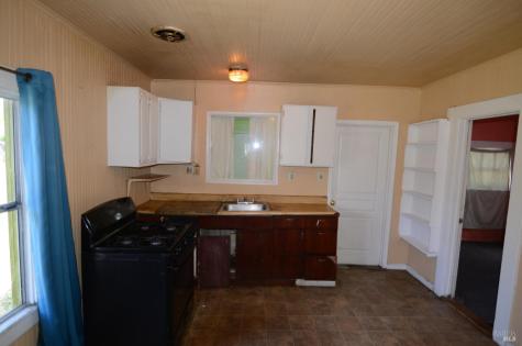21 Lakeville Street Petaluma CA 94952