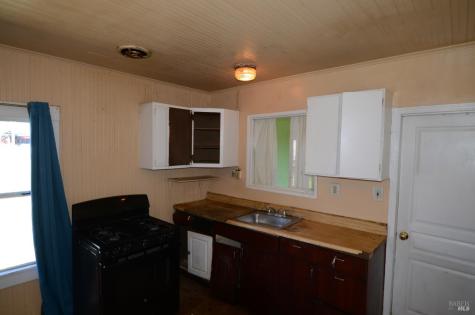 21 Lakeville Street Petaluma CA 94952