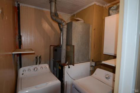 21 Lakeville Street Petaluma CA 94952