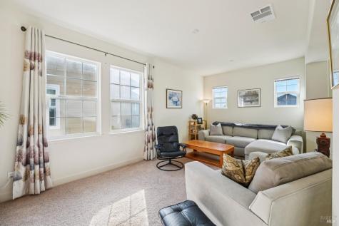 1884 Woodsage Way Santa Rosa CA 95404