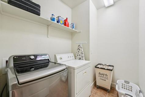 1884 Woodsage Way Santa Rosa CA 95404