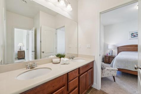 1884 Woodsage Way Santa Rosa CA 95404