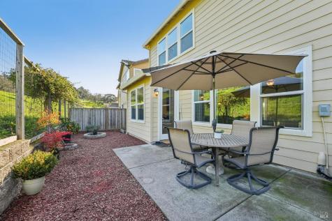 1884 Woodsage Way Santa Rosa CA 95404