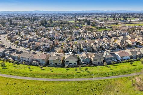 1884 Woodsage Way Santa Rosa CA 95404