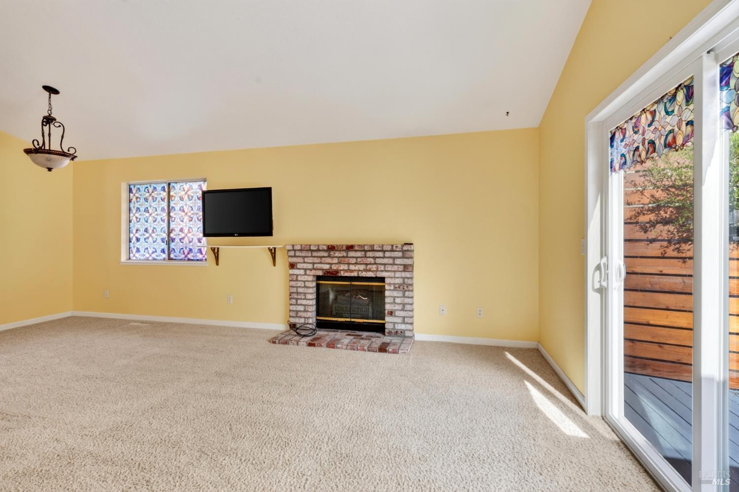 120 William Circle Cloverdale CA 95425