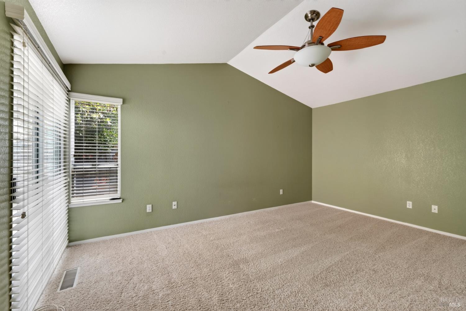 120 William Circle Cloverdale CA 95425