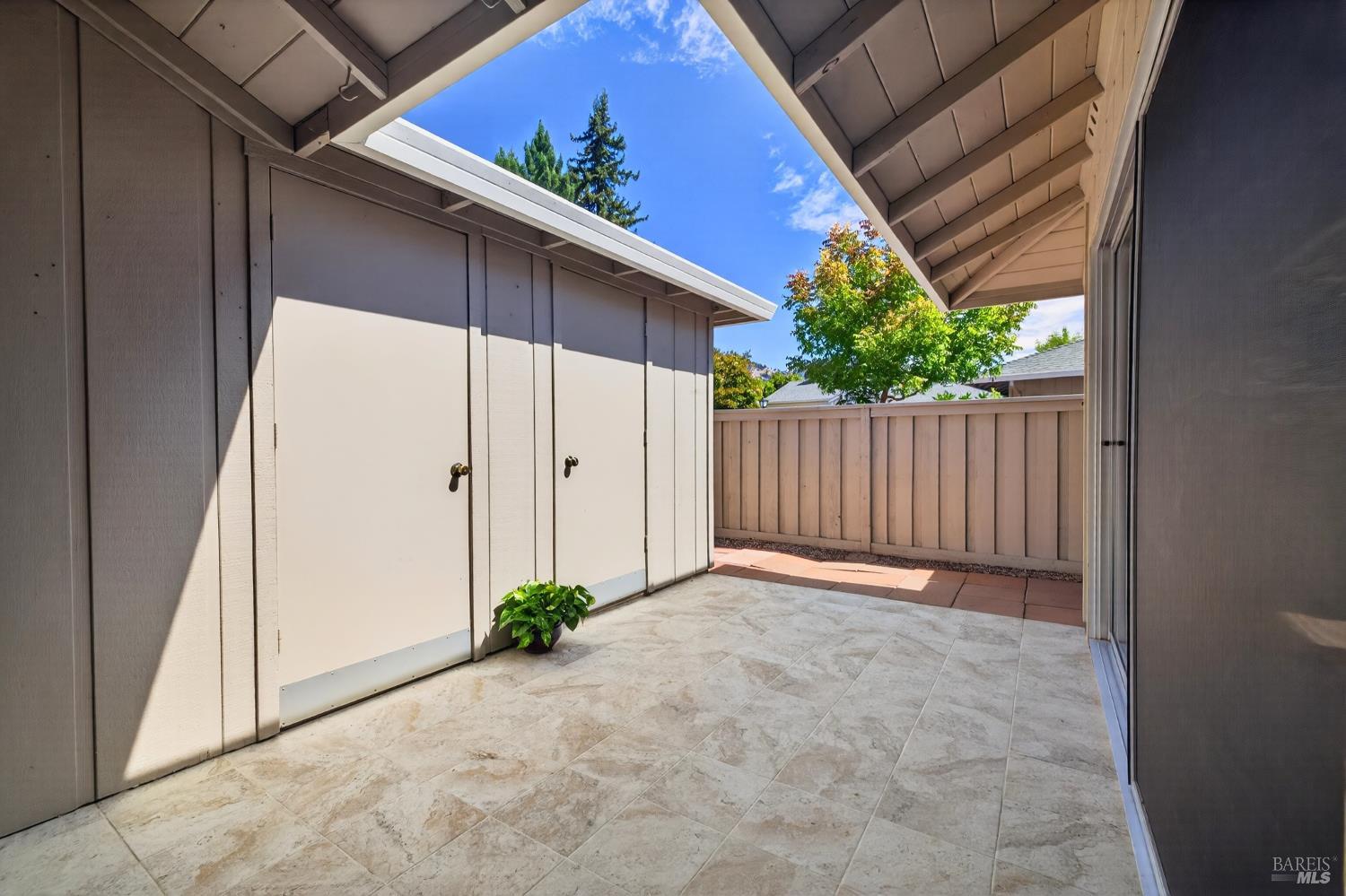 24 Aspen Meadows Circle Santa Rosa CA 95409