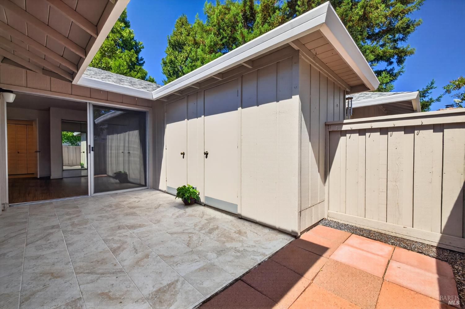24 Aspen Meadows Circle Santa Rosa CA 95409