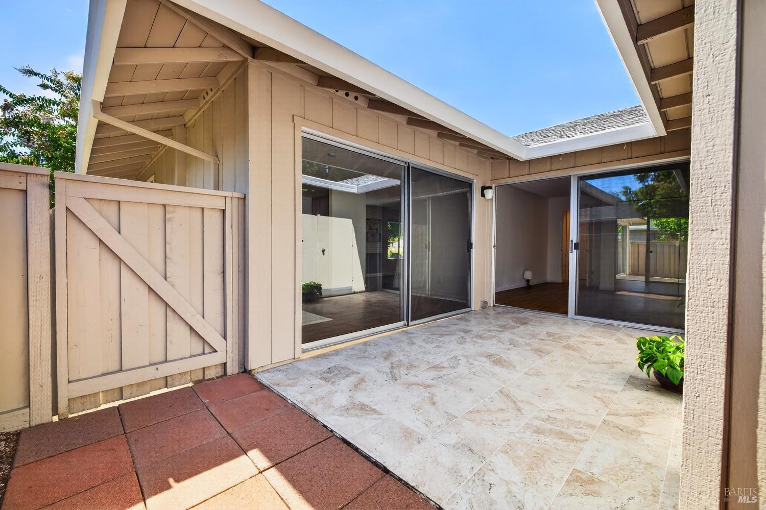 24 Aspen Meadows Circle Santa Rosa CA 95409